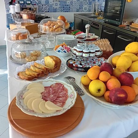 La Pergola Del Torchio Bed & Breakfast Ischia Luaran gambar