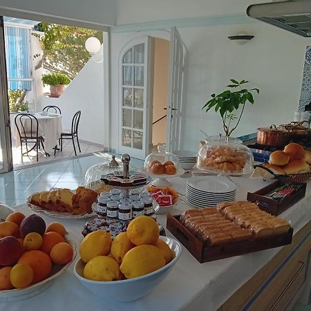La Pergola Del Torchio Bed & Breakfast Ischia Luaran gambar