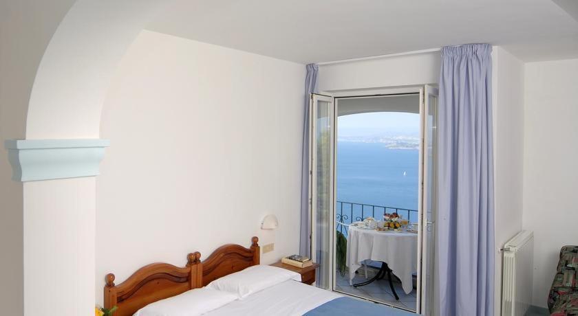 La Pergola Del Torchio Bed & Breakfast Ischia Luaran gambar