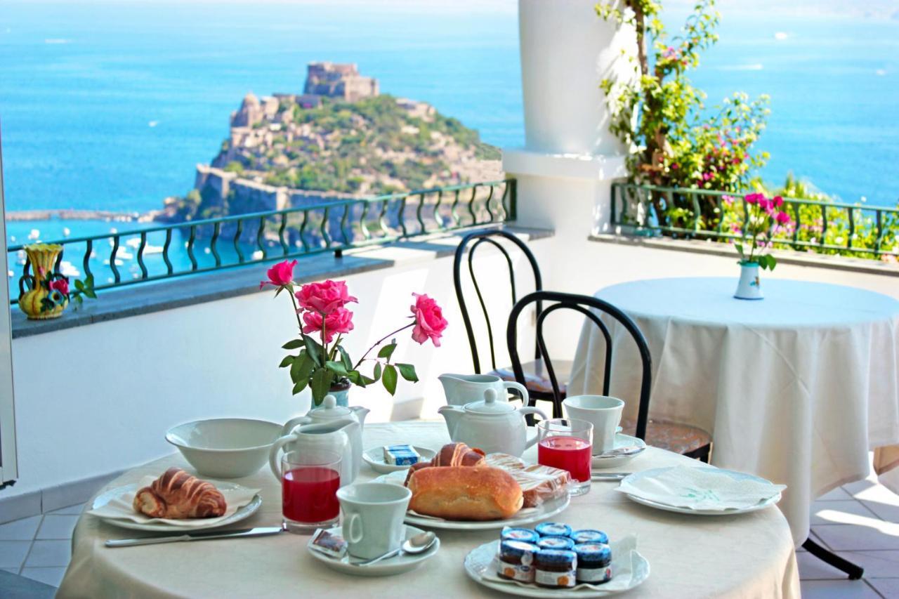 La Pergola Del Torchio Bed & Breakfast Ischia Luaran gambar